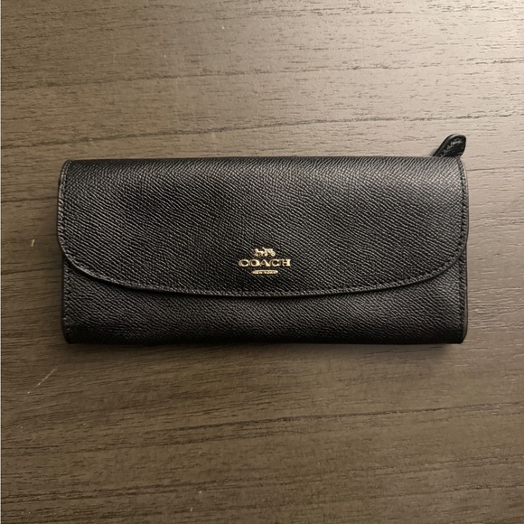 Coach wallet in crossgrain leather - Picture 1 of 7